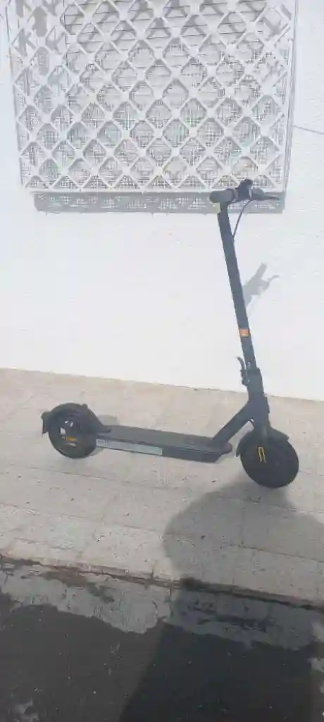 Trotinette Électrique Xiaomi Pro3 - Vue 3