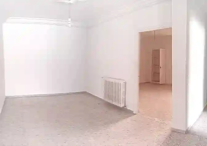 Villa 2 Étages au Mourouj 3 à El Mourouj - Vue 2