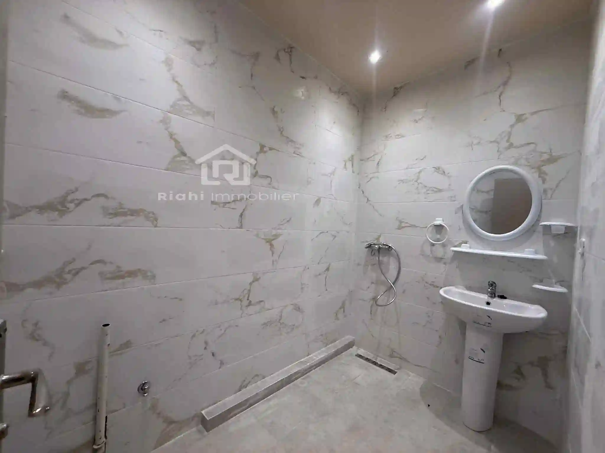 Appartement s+2 hst - Vue 3