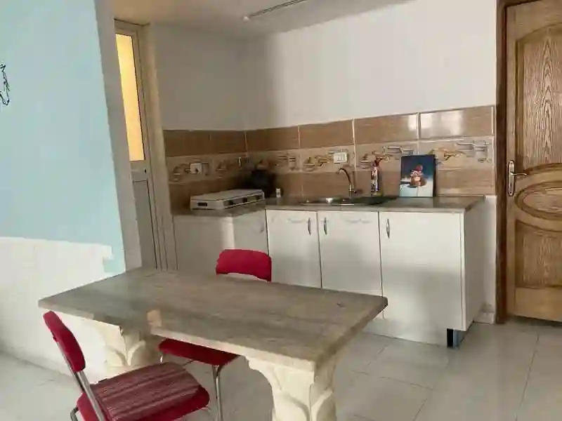 Studio s0 Meublé aux Jmzh 1 Wb3546 à Jardins D'el Menzah - Vue 4