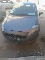 Grandi Punto Bonne Occasion à Ariana Essoughra