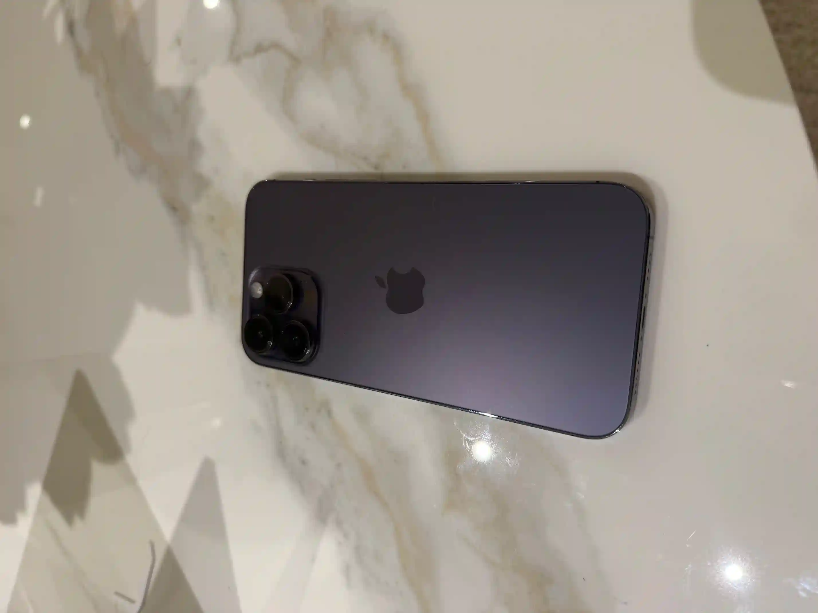 Iphone 14 pro max à La Marsa - Vue 1