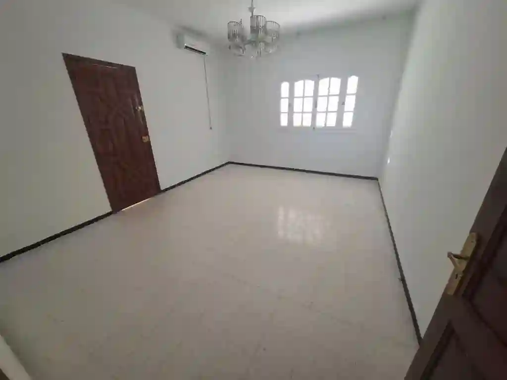 Villa Indépendante Style Américain à Vendre à el Mourouj 4 – 6 ch - Vue 3