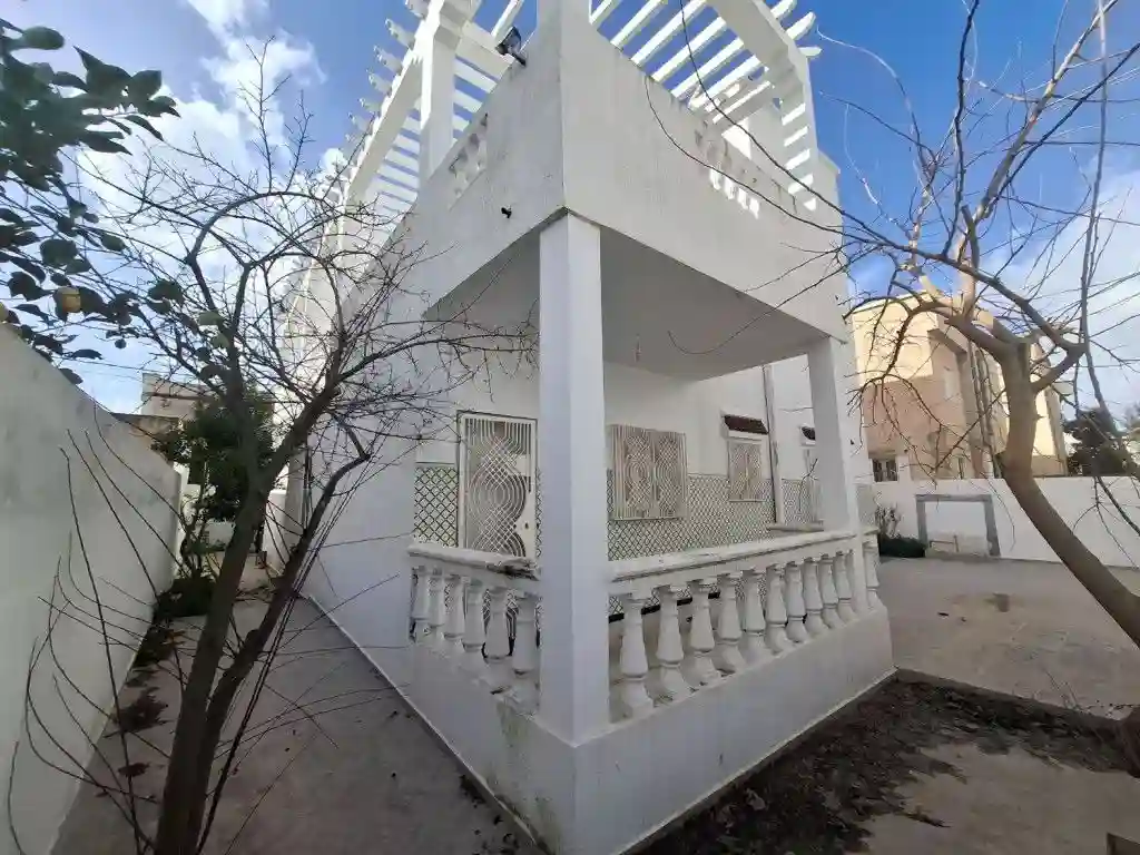 Villa Indépendante Style Américain à Vendre à el Mourouj 4 – 6 ch - Vue 9