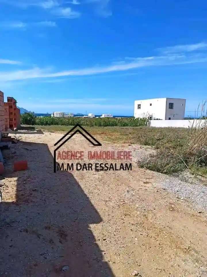 Terrain à Vendre Près de la mer - Vue 2