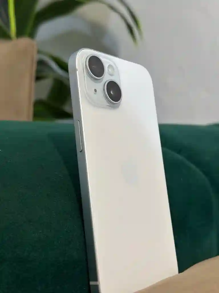 Iphone 15 90 128gb - Vue 5