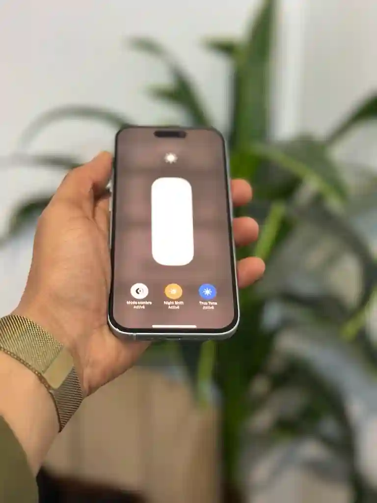 Iphone 15 90 128gb - Vue 7