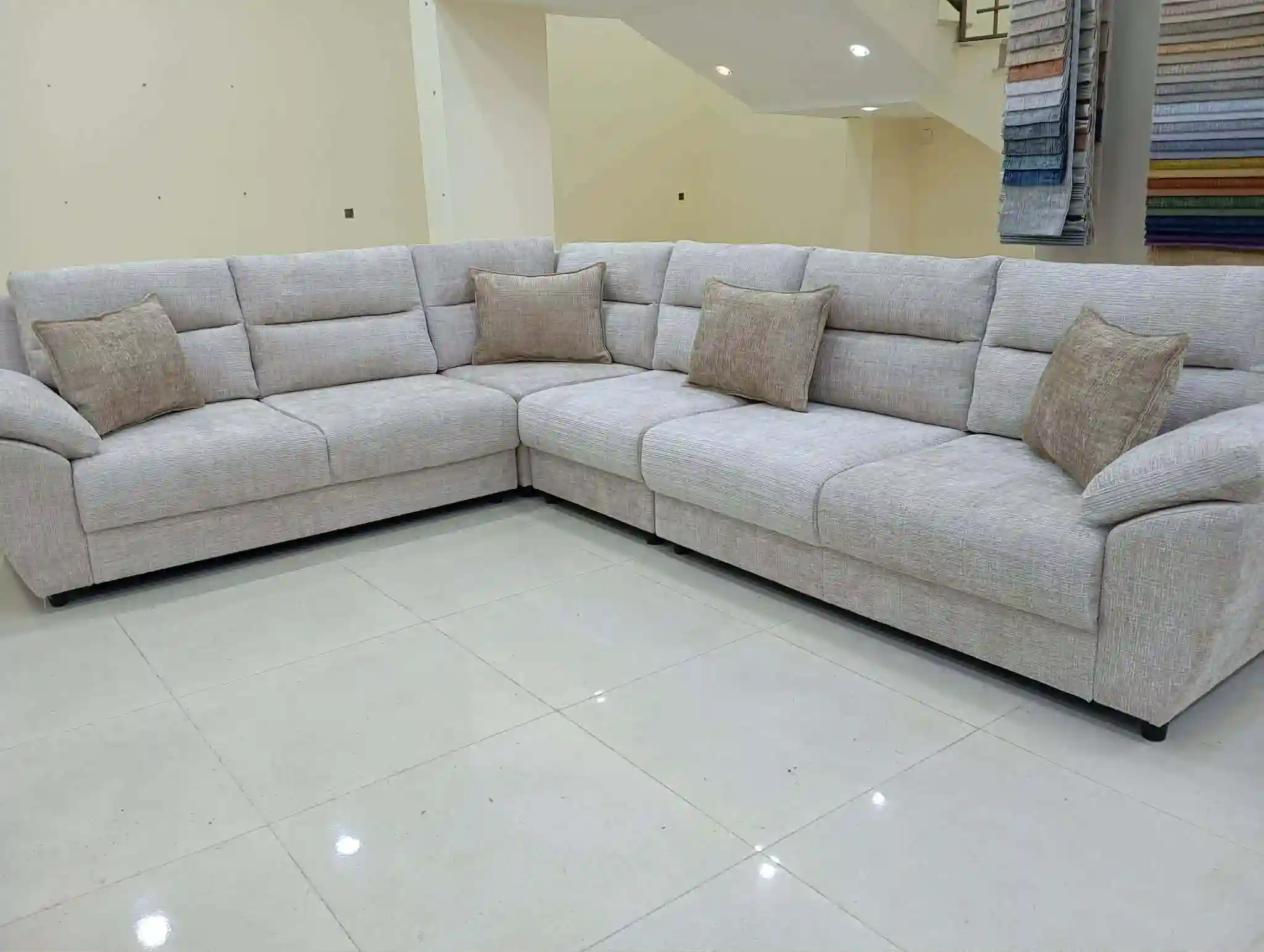 Création Rénovation Restauration de Meubles à Hammam Chatt - Vue 3