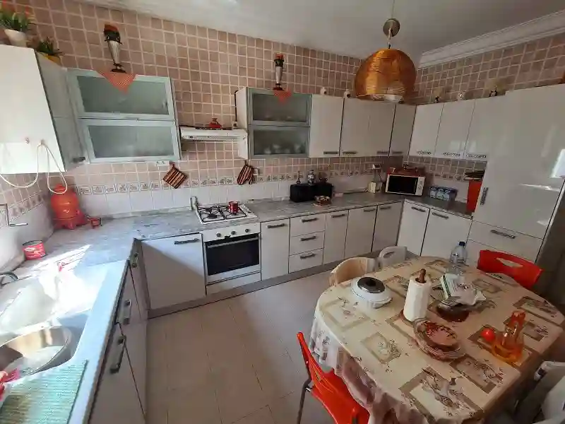 Etage de Villa s Plus 3 a el Manzah 8 Wb1965 à El Menzah 8 - Vue 4