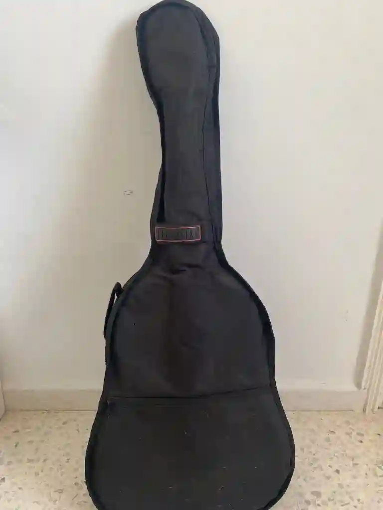 Guitar Valencia Neuf - Vue 1