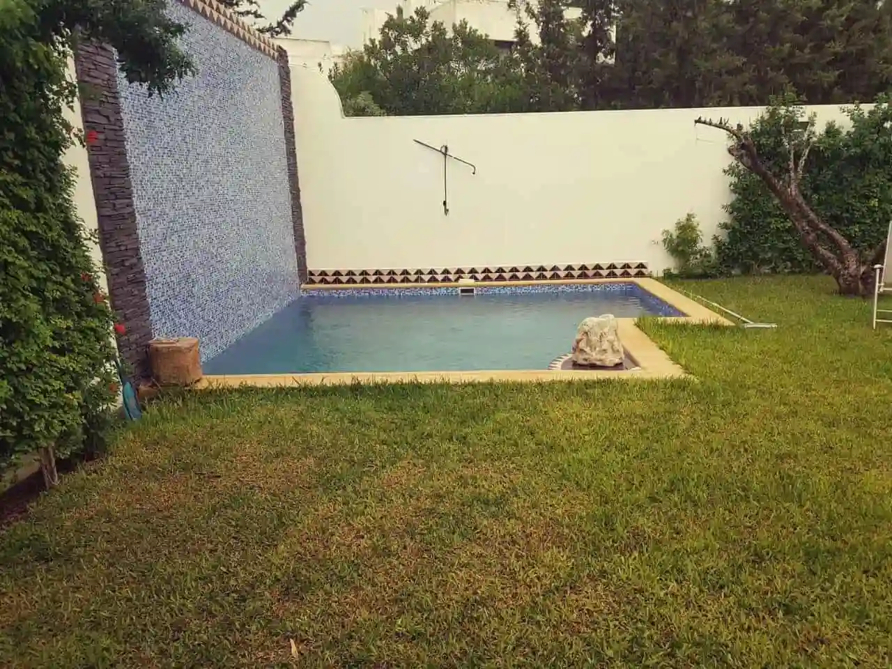 Coquette Villa de Charme à Gammart Supérieur à Gammart - Vue 1