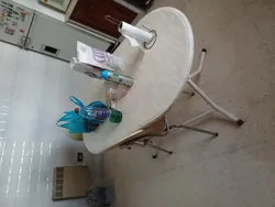 Table Avec Chaises à Rades