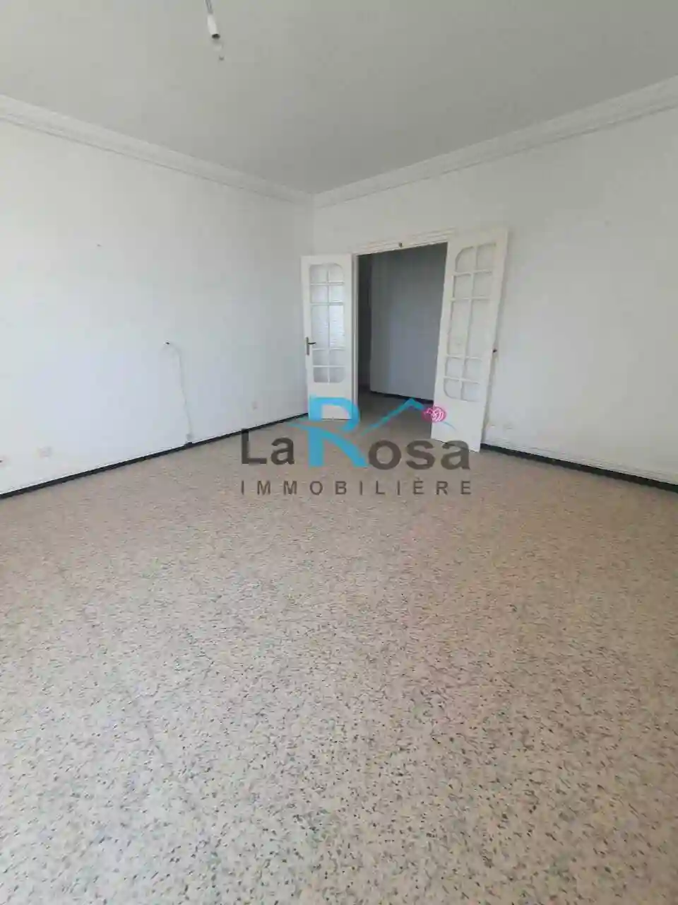 Un Vaste Appartement s3 à Manar2 à El Manar 2 - Vue 3