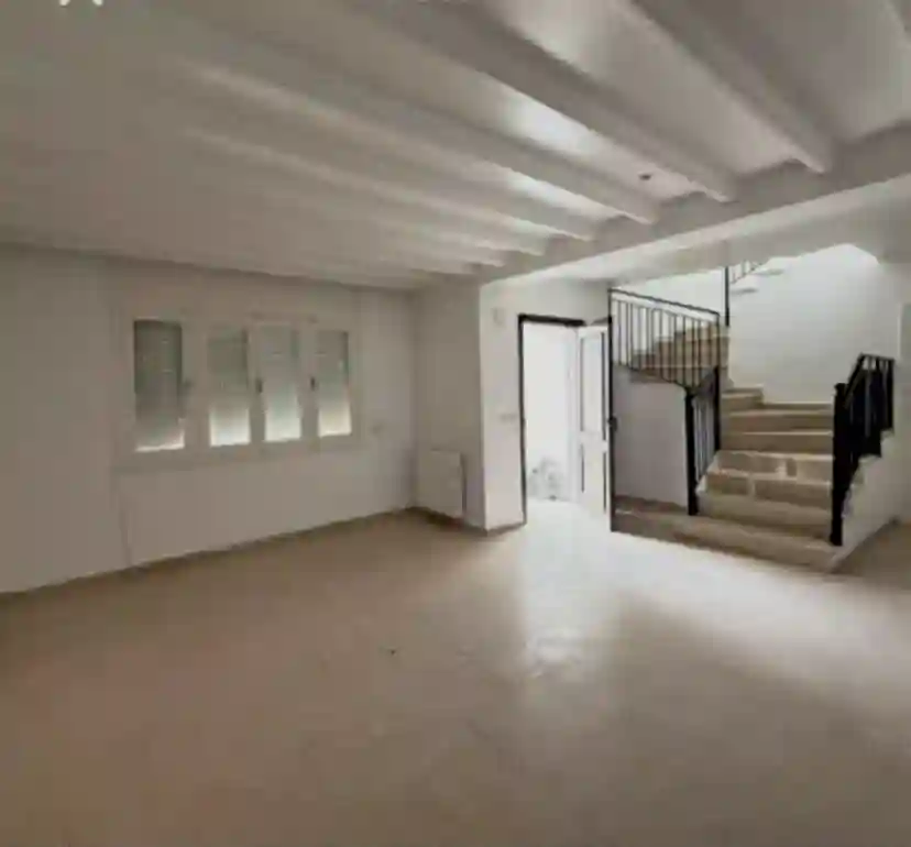 Un Duplex Propre Avec Jardin qui Done sur Deux rue à El Aouina - Vue 1