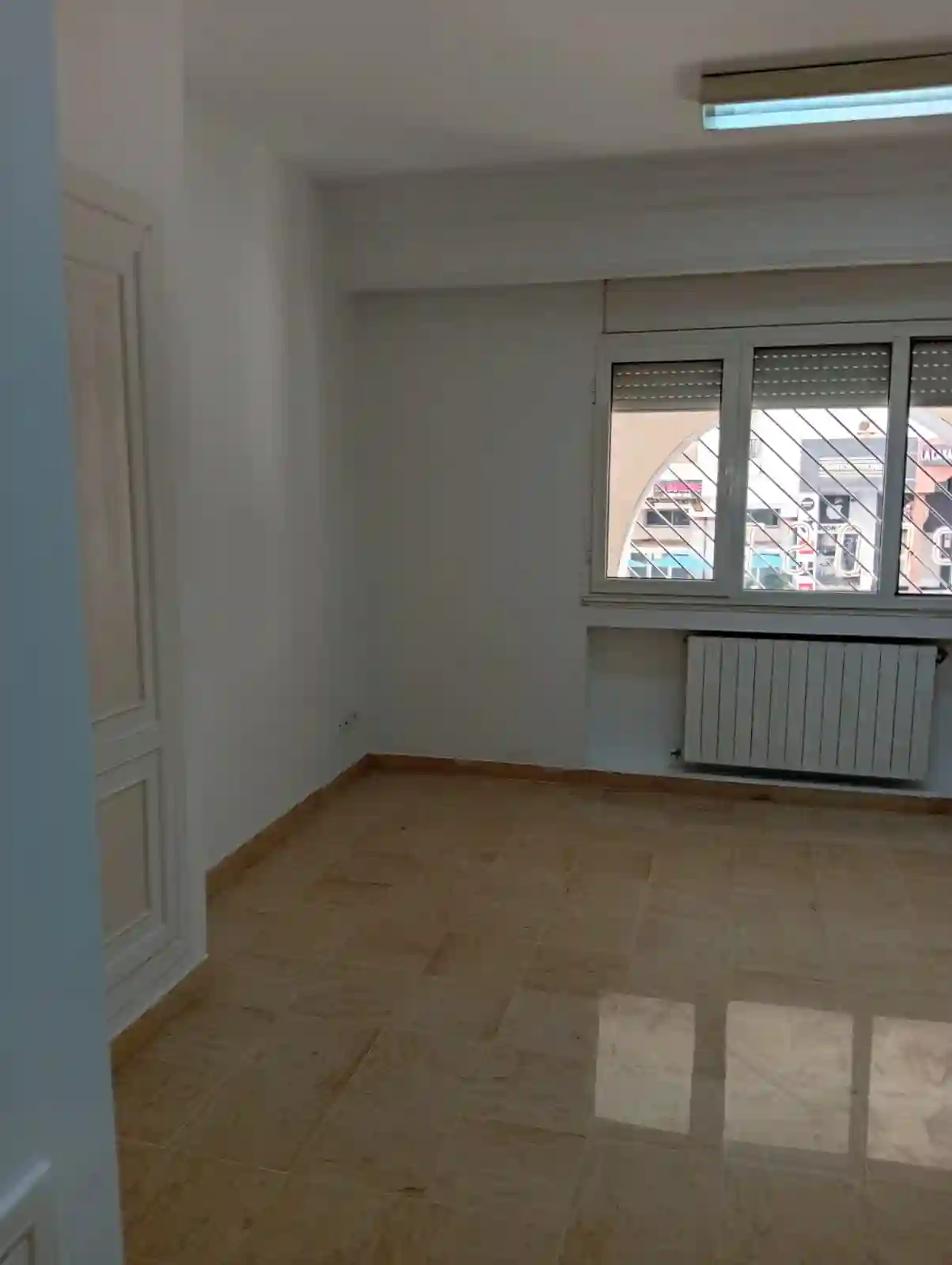 Un Petit Appartement s2 à Enasr 2 à Cite Ennasr 2 - Vue 3