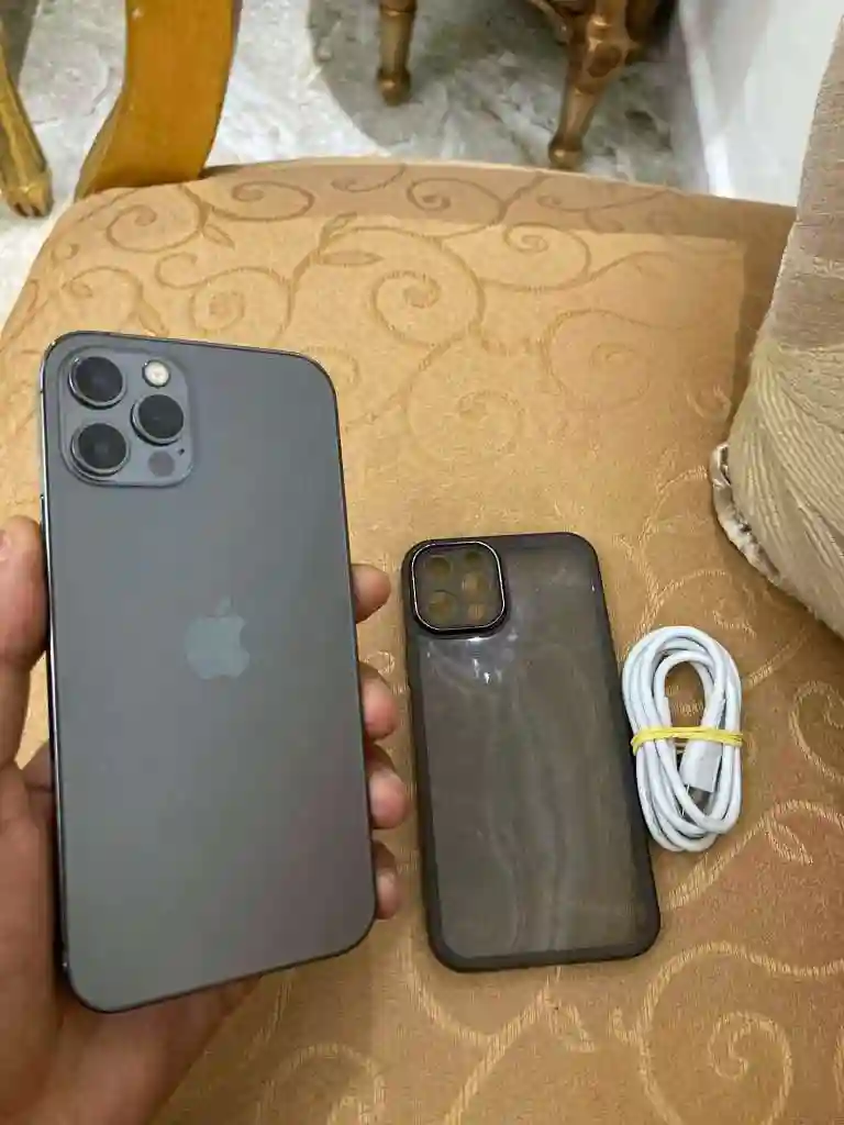 Iphone 12 pro Jamais Reparé - Vue 1