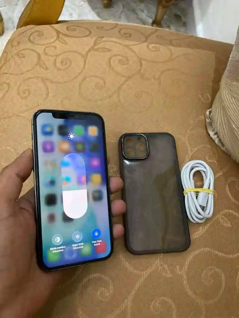 Iphone 12 pro Jamais Reparé - Vue 9