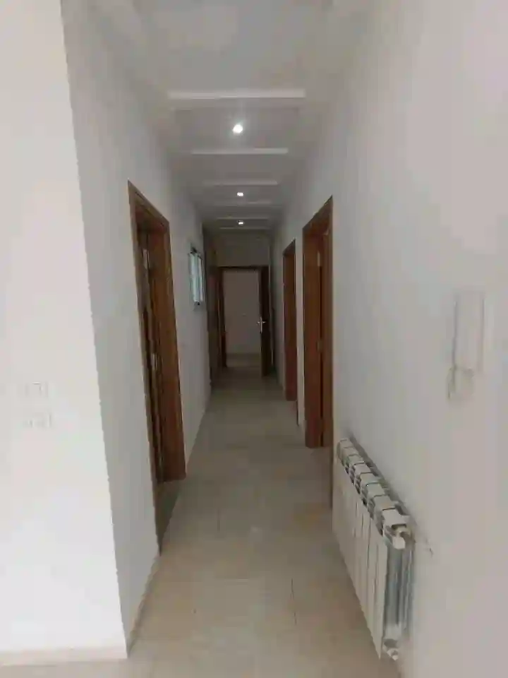 Appart s Plus 2 Jardin D'el Menzah 2 à Jardins D'el Menzah - Vue 4