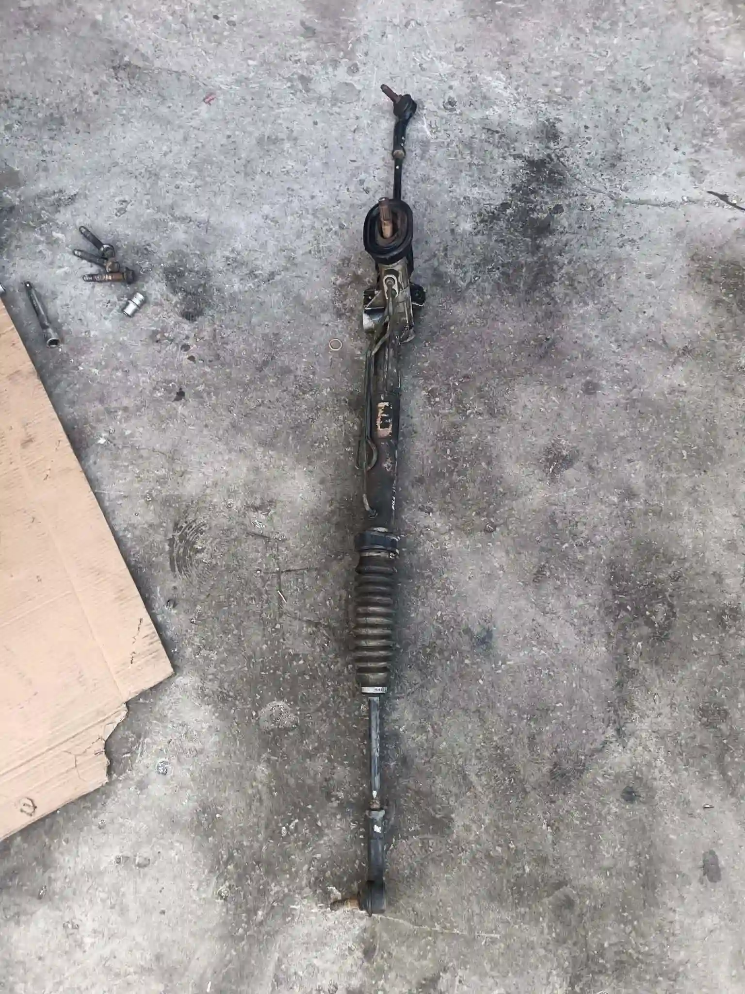 Crémaillère Polo 5 ou 6 ou Golf 4 à El Ouerdia - Vue 3