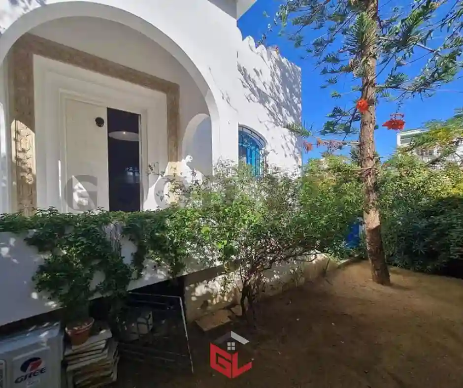 Villa Coloniale à Mutuelleville à Mutuelle Ville - Vue 2