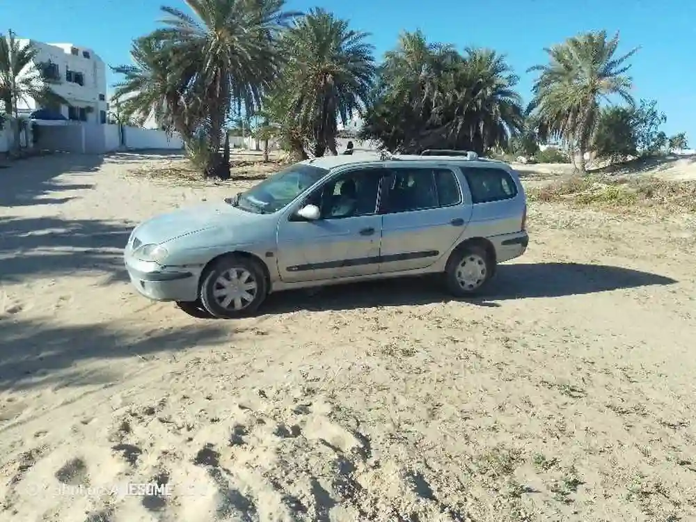 Mégane Essence Break Phase 1 Téléphone 97781007 - Vue 2