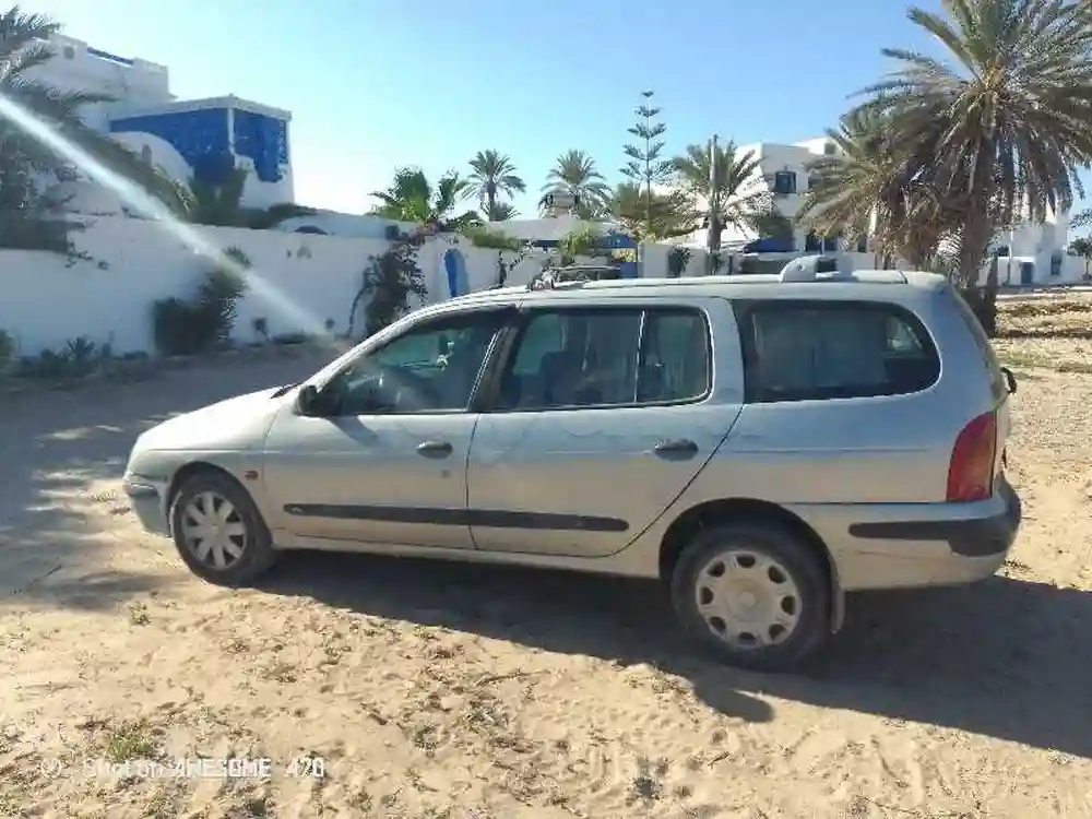 Mégane Essence Break Phase 1 Téléphone 97781007 - Vue 4