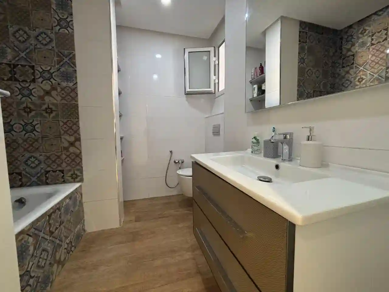 Appartement s3 à Chotrana 1 à Chotrana 1 - Vue 1