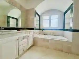 Villa de Prestige Ref686a à Gammart - Vue 2