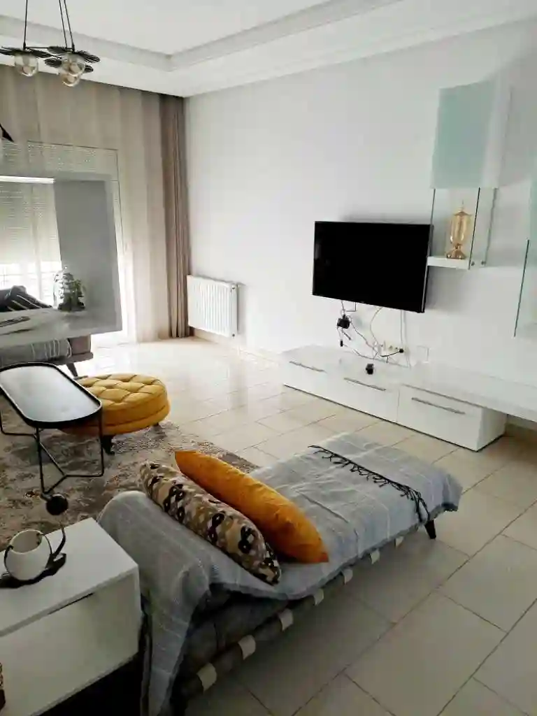 Particulier L S4 Meublé Neuf Cité Palmeraies à L'année - Vue 4