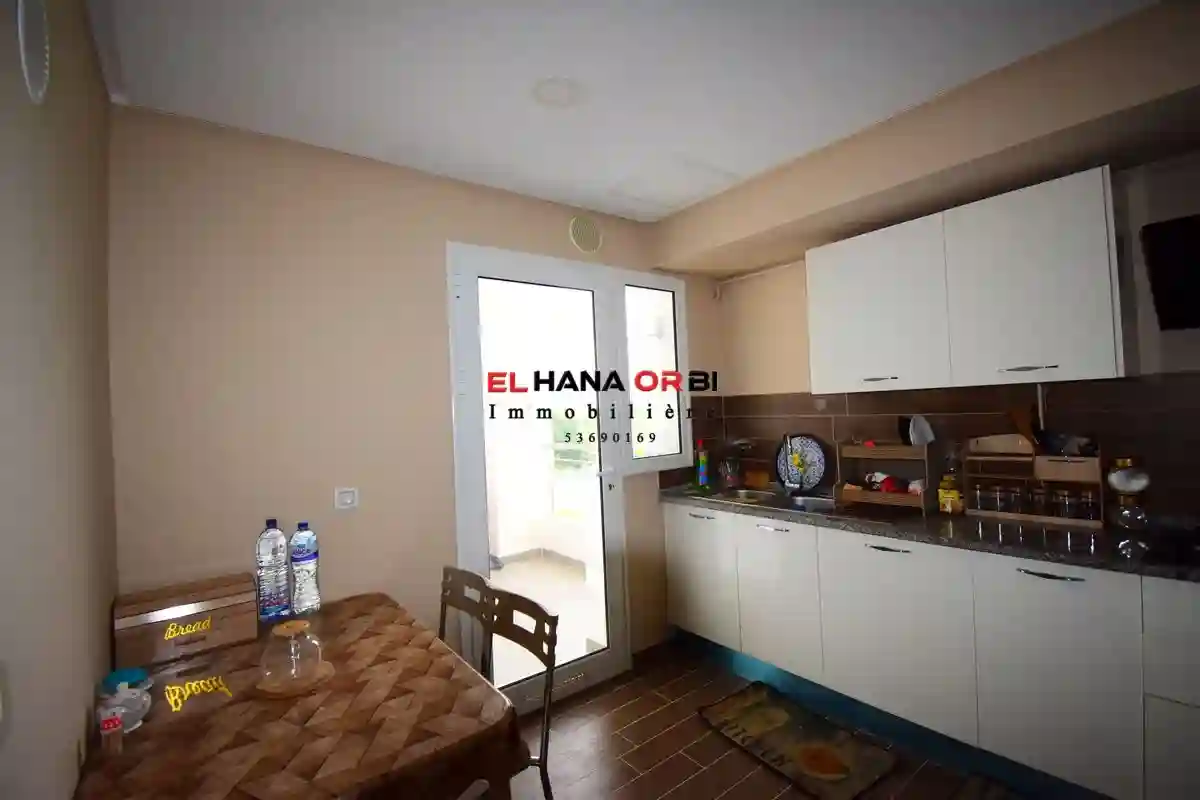 Un Bien Pour Toute L’année Avec Parking en Plein Zone Touristique - Vue 10