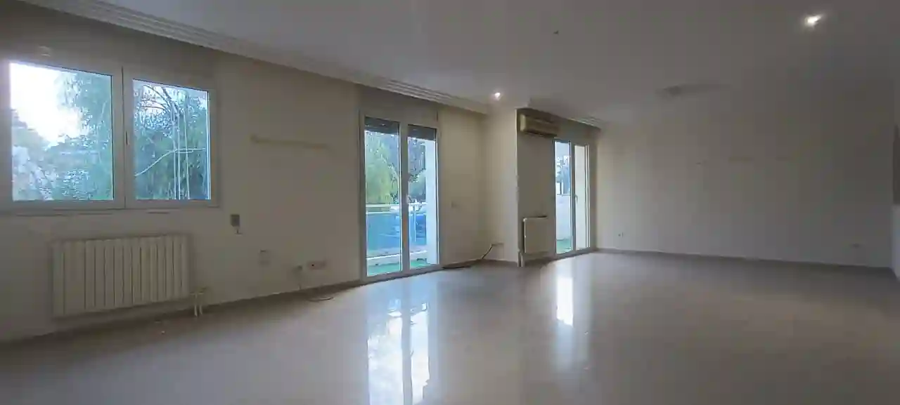 Appartement s3 Spacieux au Nord Hilton à Mutuelle Ville - Vue 4