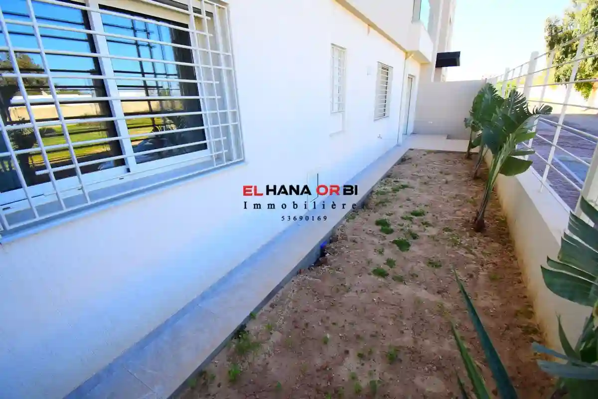 Bien à Vendre s+3 Directement Promoteur Avec Piscine à Mahdia - Vue 3