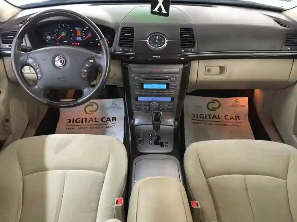 Kia Opirus v6 - Vue 7