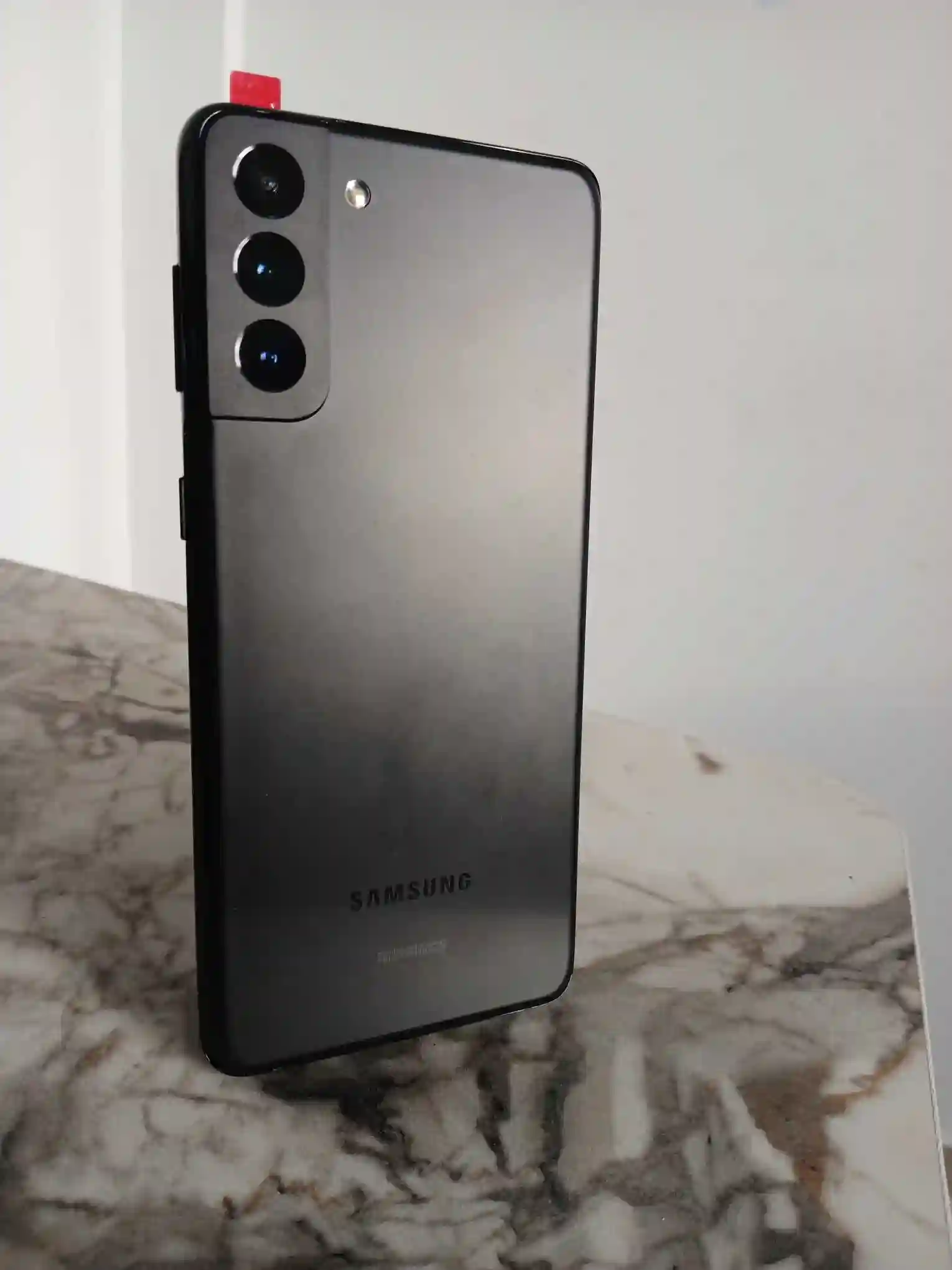 📱 Samsung Galaxy S23 – 256 Go 8 Go RAM – Excellent État - Vue 2