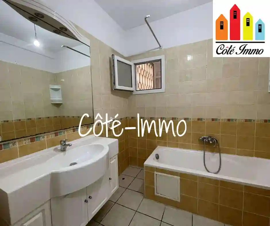 Appartement s3 hst à Ezzahra à Ezzahra - Vue 3