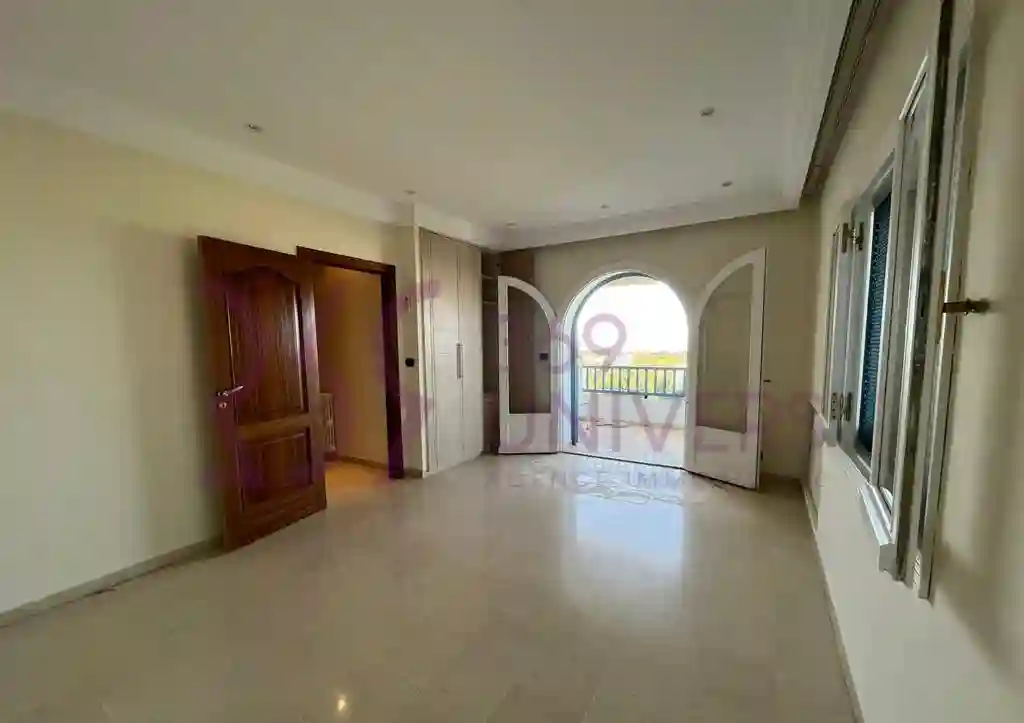 Duplex Avec Piscine a Gammarth ref Rd005 à Gammart - Vue 4