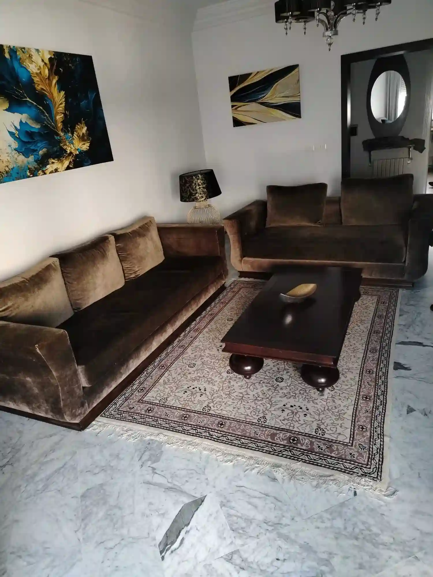 Salon à Vendre - Vue 1