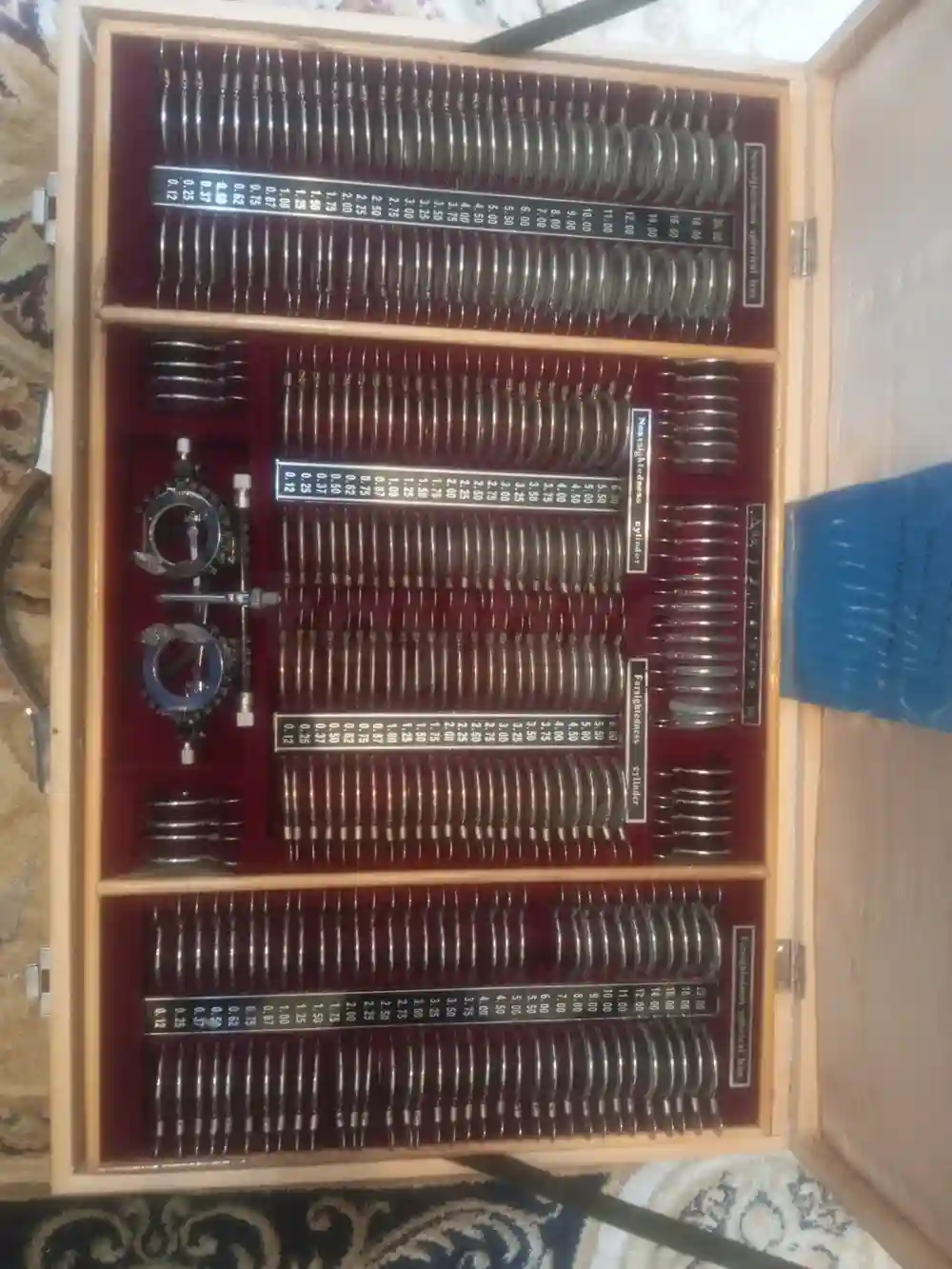 Ophthalmic Trial Set L-266 - Vue 3