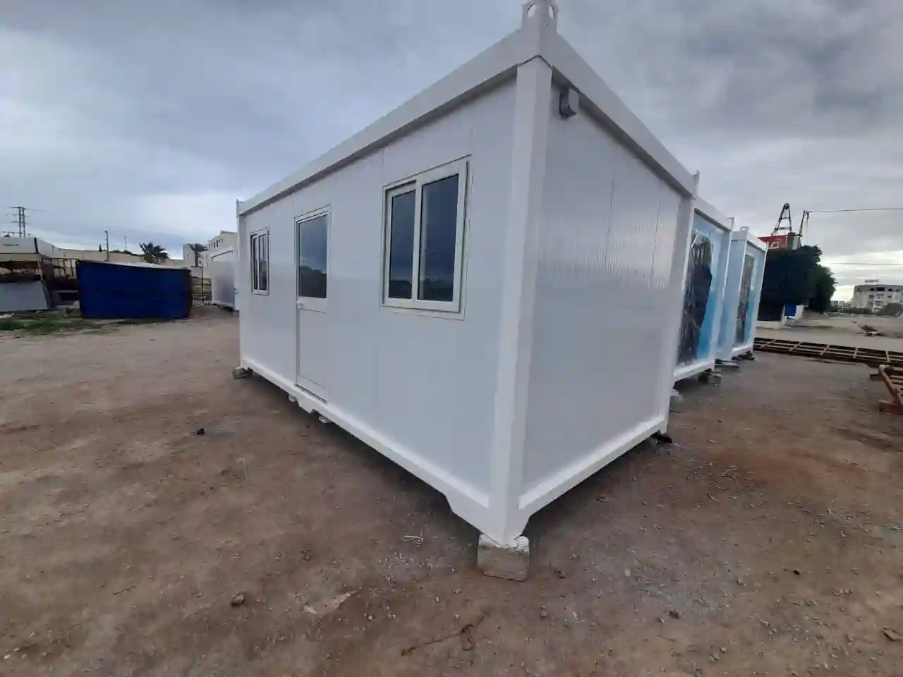 Construction des Cabines en Panneaux Sandwitch - Vue 1