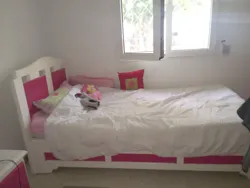A Vendre lit Avec Coffre et Table de Nuit en Bois