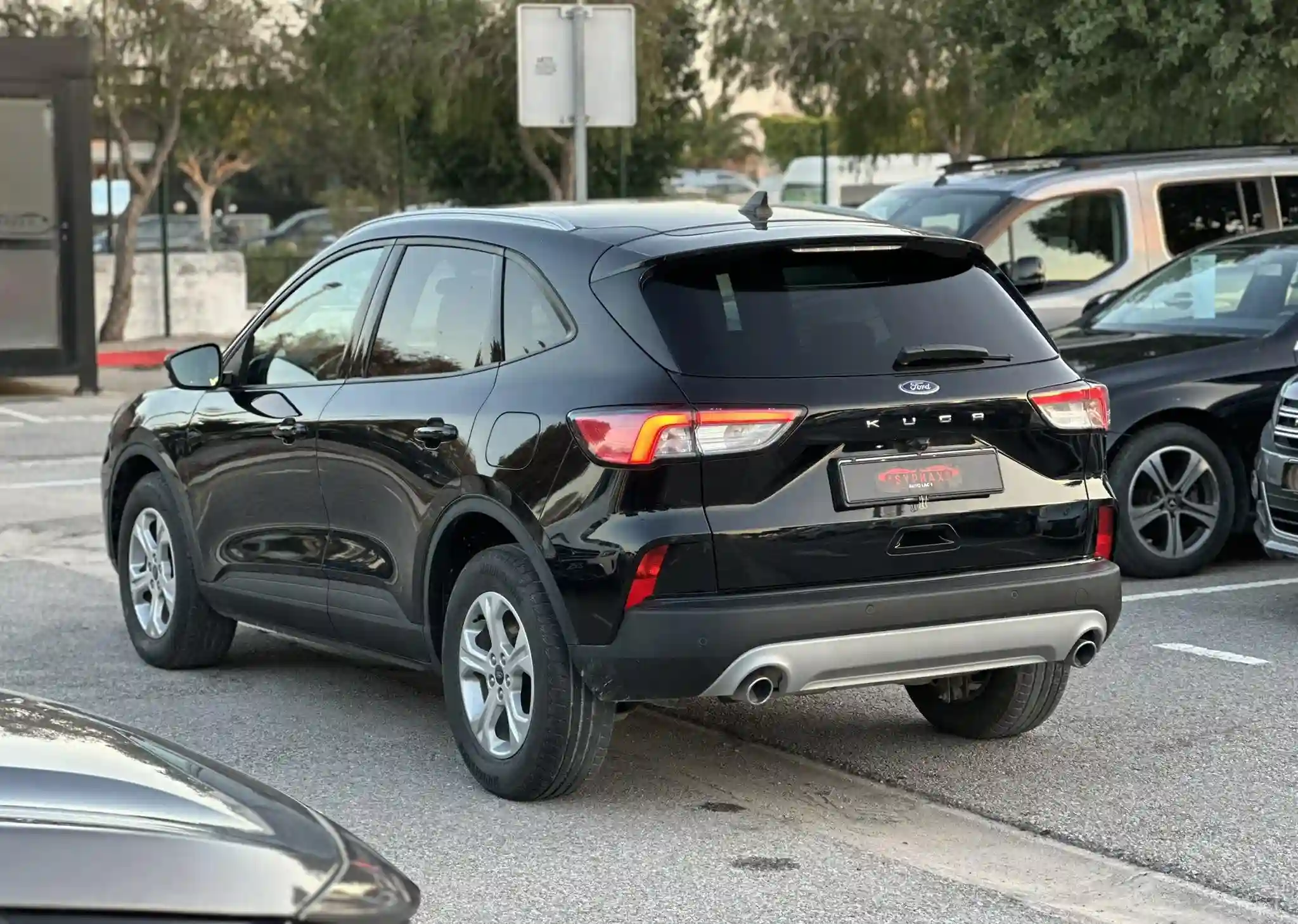 Ford Kuga - Vue 1