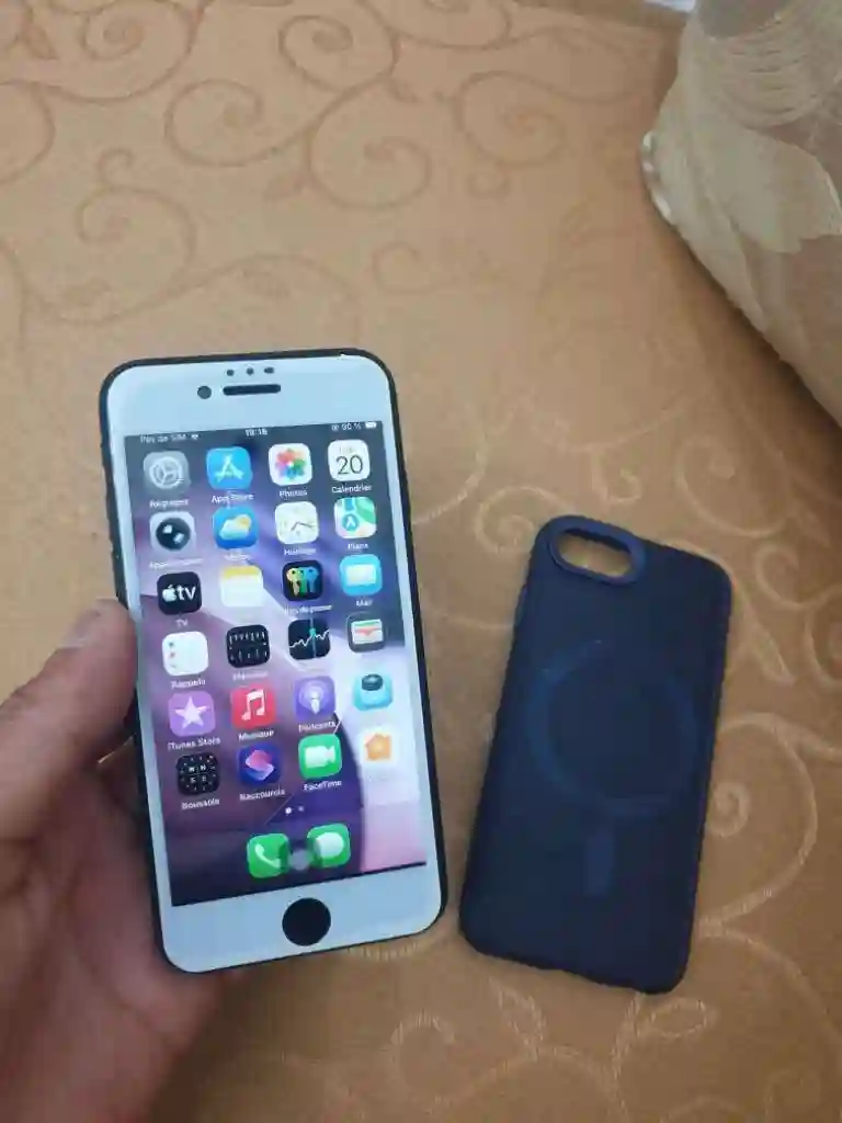 Iphone se 2020 - Vue 3
