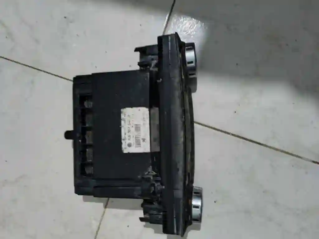 Pièce Voiture Volkswagen Touareg Année 20022008 - Vue 9
