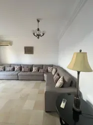 Bel Appartement à El Aouina