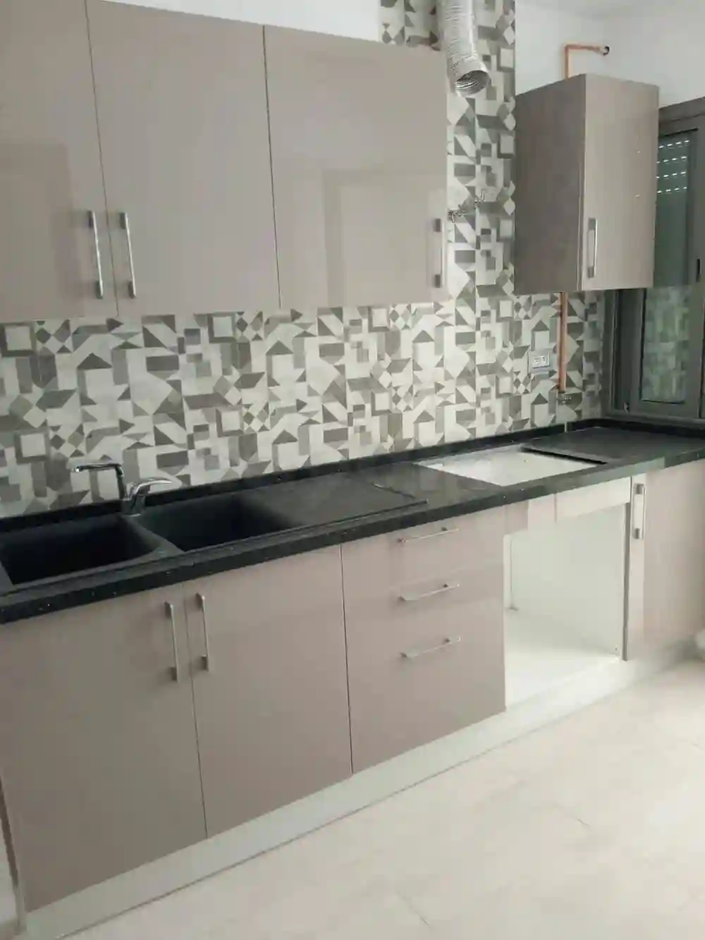 Un Appartement s3 Haut Standing à La Mannouba - Vue 2