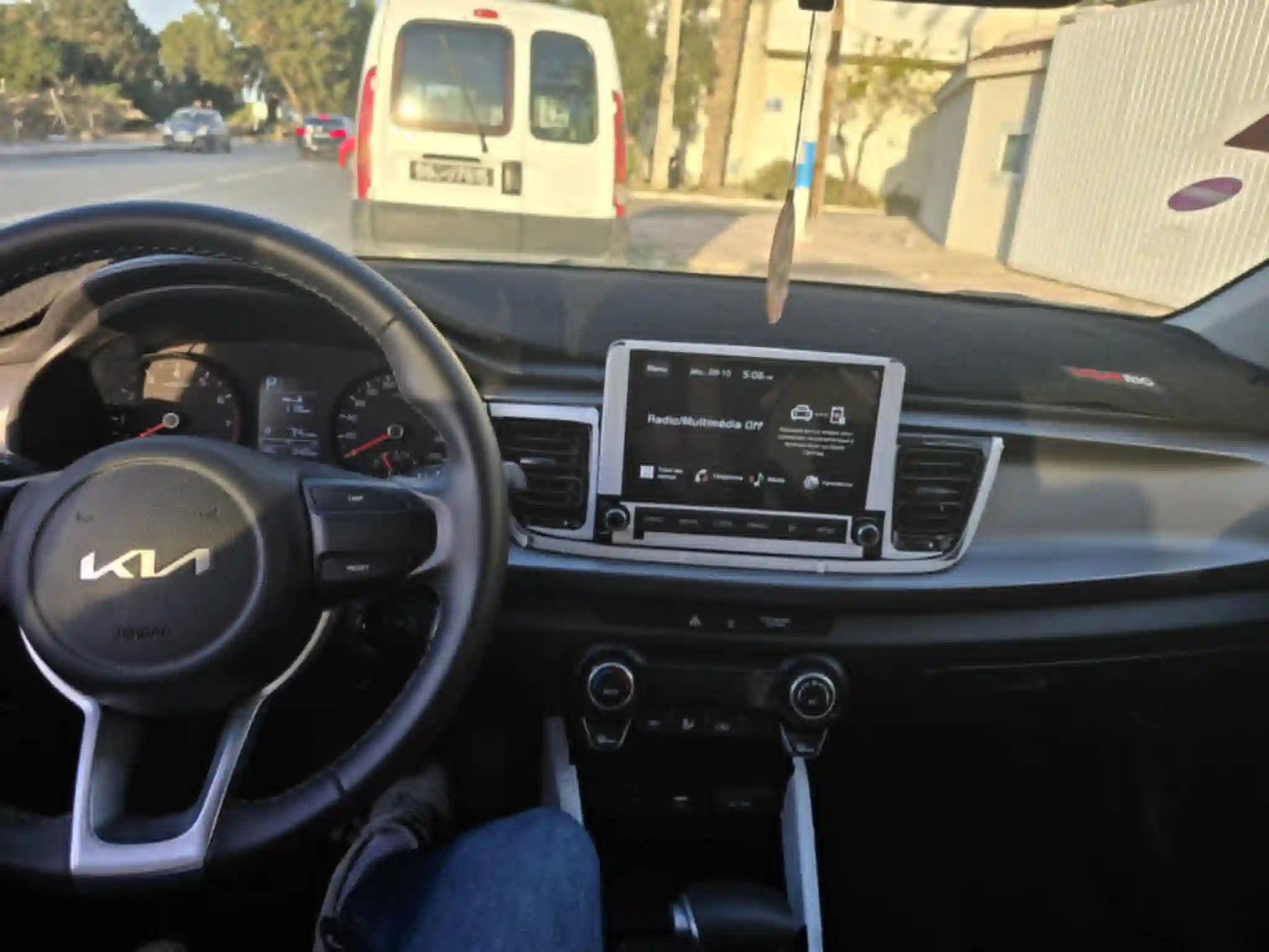 Kia Rio Berline - Vue 4