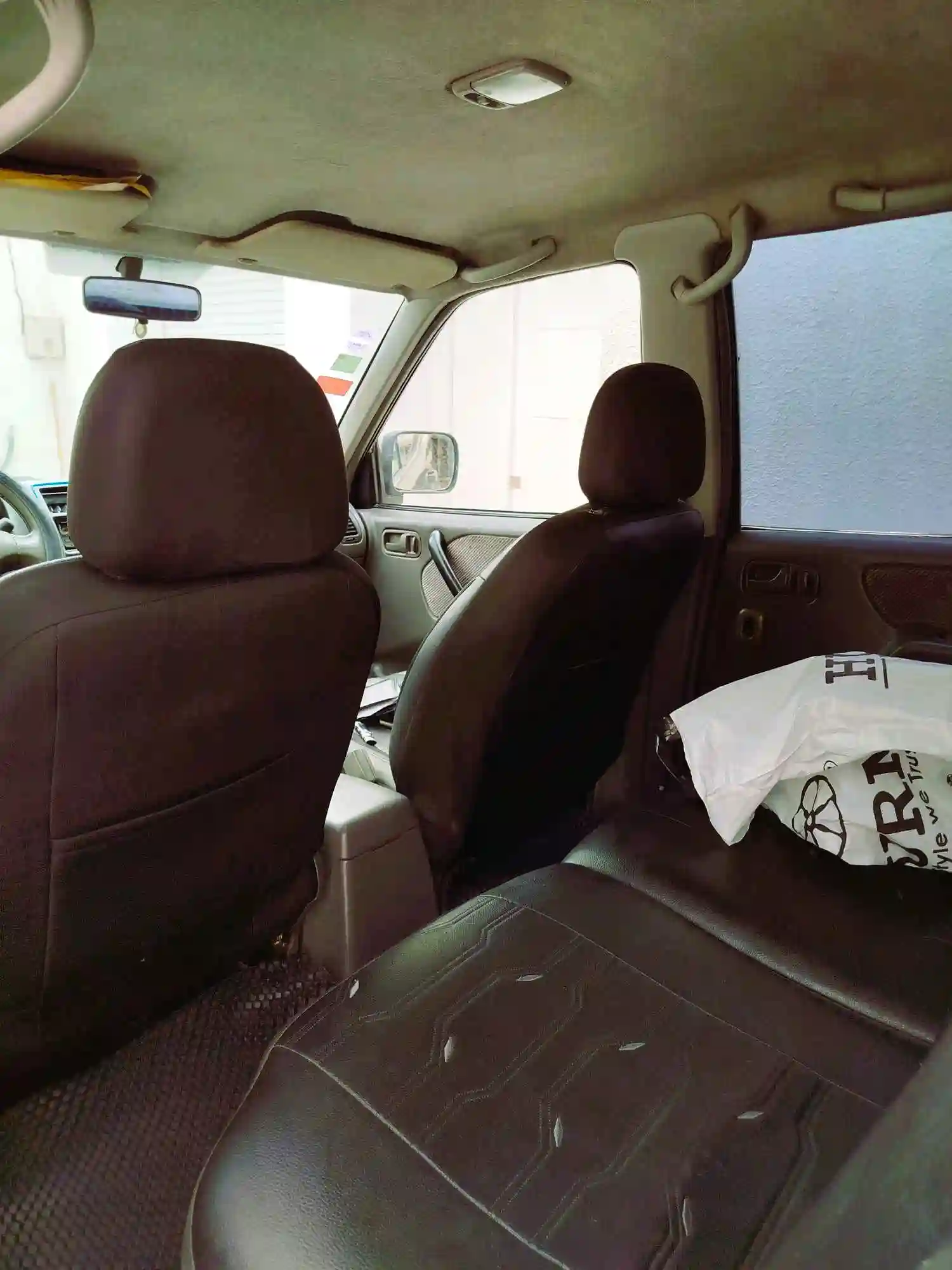 Nissan Terrano Ford Maverick 7 Places à Nabeul - Vue 2