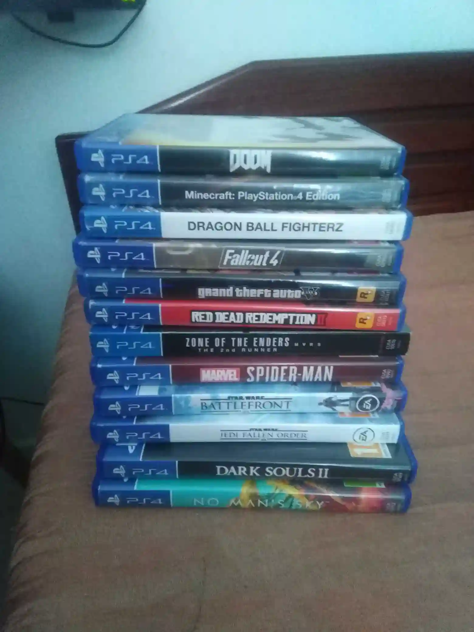Ps4 1TB - Vue 3