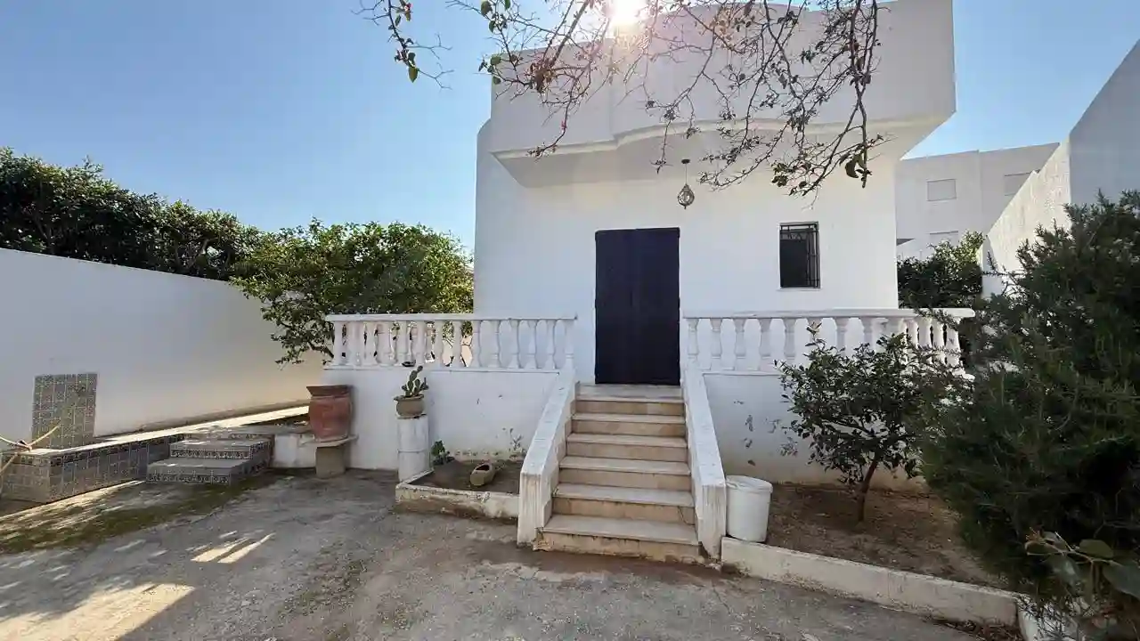 Villa de Plain Pied a Cite Sahafa Ghazela à Cite El Ghazala 1 - Vue 4